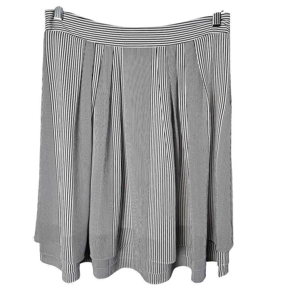 Karl Lagerfeld Skirt Womens Size 4 Black White Striped Silky Ruffles Tiered